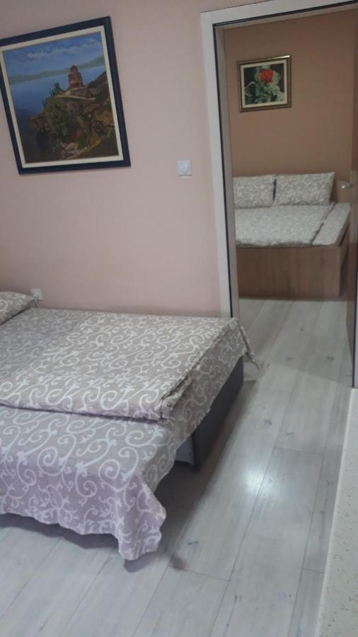 Apartman Bojan Ohrid Exterior foto